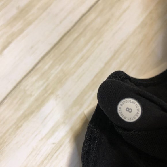 NEW LULULEMON Align Tank in Black - Picture 6 of 11